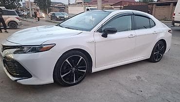 camry 5: Toyota Camry: 2019 г., 2.5 л, Вариатор, Гибрид, Седан — 2