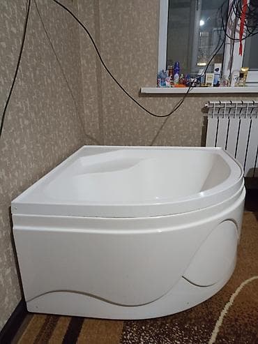 бассейн пластиковый: Угловая акриловая ванна/сидячая купель - Компактная угловая модель — 2