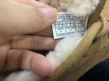 кроксы крокс crocs: Продаются новые, замшевые угги бренд UGG. Внутри овчина австралийского — 3