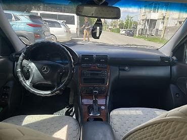 w203: Mercedes-Benz C-Class: 2002 г., 2 л, Автомат, Бензин, Седан — 6