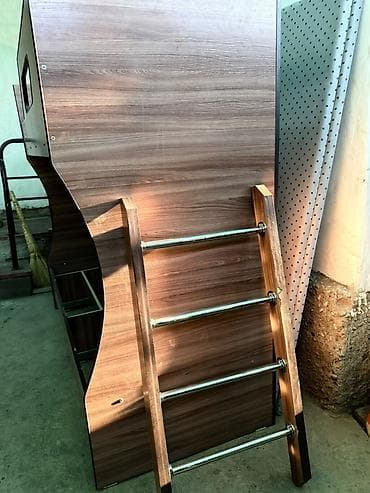 sofa bed: Двухъярусная кровать из ЛДСП с матрасами, Б/У, 1.80×75см, (самовывоз) — 3