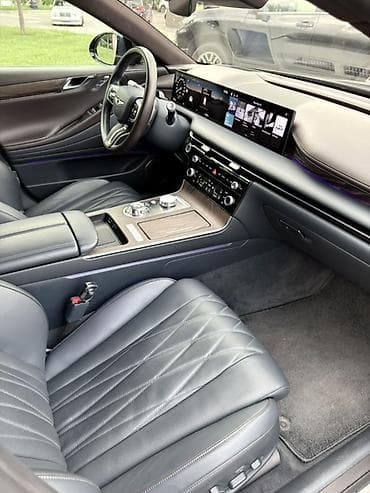 Транспорт: Hyundai : 2024 г., 2.5 л, Автомат, Бензин, Седан — 10