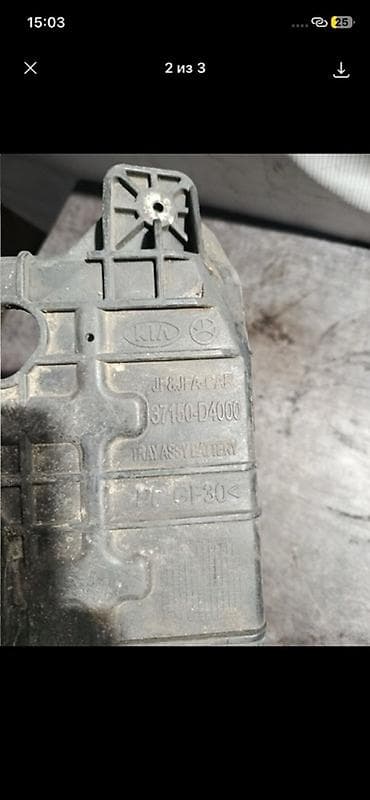 battery: Подставка под аккумулятор Kia/Hyundai - Оригинальная пластиковая — 3