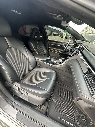 Транспорт: Toyota Camry: 2018 г., 2.5 л, Бензин, Седан — 7