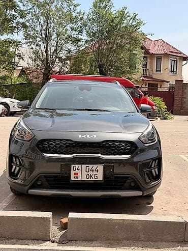 roewe er6: Kia Niro: 2021 г., 1.6 л, Робот, Гибрид, Кроссовер — 1