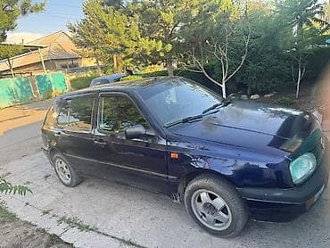 Volkswagen: Volkswagen Golf: 1995 г., 1.6 л, Кол менен иштөөчү, Бензин — 10