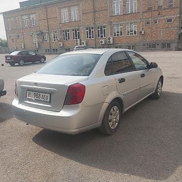 Транспорт: Daewoo Lacetti: 2004 г., 1.6 л, Механика, Бензин, Седан — 3