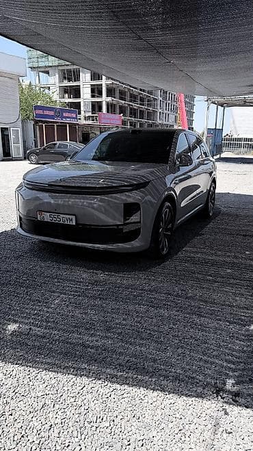 бенви х6: Lixiang L6: 2025 г., Гибрид, Кроссовер — 1