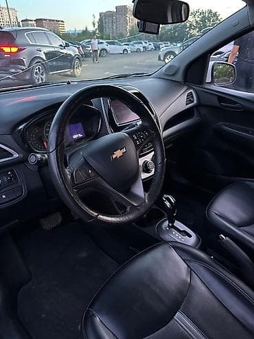 спарк 2016: Chevrolet Spark: 2021 г., 1 л, Автомат, Бензин, Хэтчбэк — 7