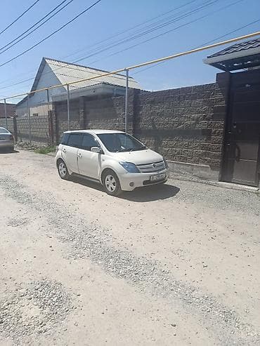 platz vitz: Toyota Ist: 2002 г., 1.5 л, Автомат, Бензин, Хэтчбэк — 2