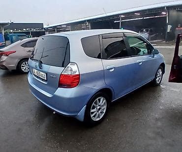 Honda Fit: 2003 г., 1.3 л, Автомат, Бензин, Хэтчбэк