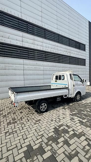 форд гурзовой: Hyundai Porter: 2021 г., 2.5 л, Автомат, Дизель, Бус — 9