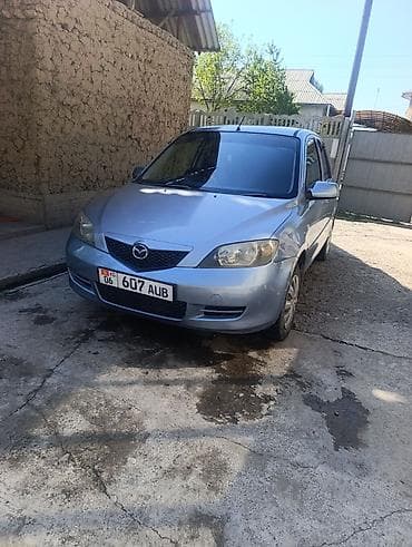 Mazda Demio: 2004 г., 1.3 л, Автомат, Бензин, Хэтчбэк