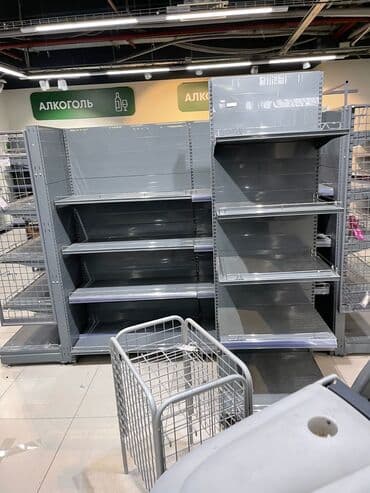 оборудование для магазина бу: Витрины, стеллажи, полки торговые металлические б/у, полка магазинная — 11