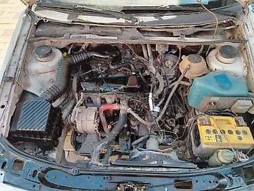 Volkswagen Passat Variant: 1992 г., Ручные, Бензин, Универсал — 9