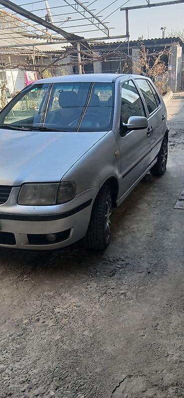 Volkswagen Polo: 2001 г., 1.4 л, Механика, Бензин, Седан — 10