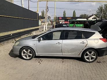 v klass: Toyota Caldina: 2003 г., 2 л, Автомат, Бензин, Универсал — 7