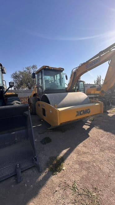 полировычный машынка: Дорожный каток XCMG модели XS203J предназначен для уплотнения дорожных — 4