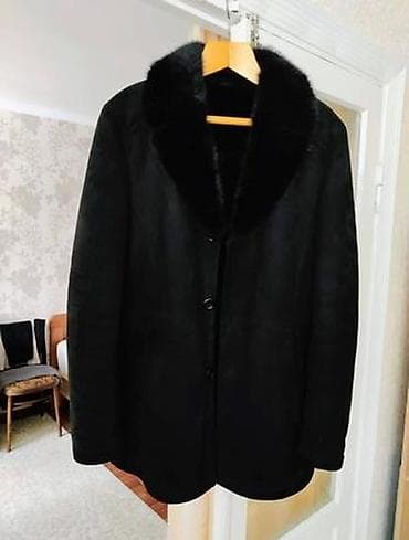 пуховую куртку: Мужская дублёнка с воротником. Б/у. Цвет чёрный. Размер 50. Цена 1800 — 2