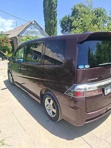 byd e7: Honda Stepwgn: 2009 г., 2 л, Автомат, Газ, Минивэн — 3
