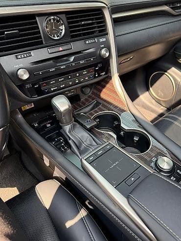 Lexus RX: 2021 г., 3.5 л, Автомат, Гибрид, Кроссовер — 7