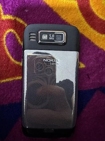 nokia n97: Nokia E72, цвет - Черный — 2