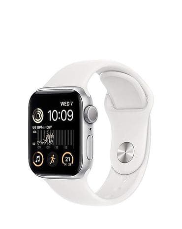 a 10 s: Смарт‑часы с прямоугольным дисплеем и белым спортивным ремешком — 1