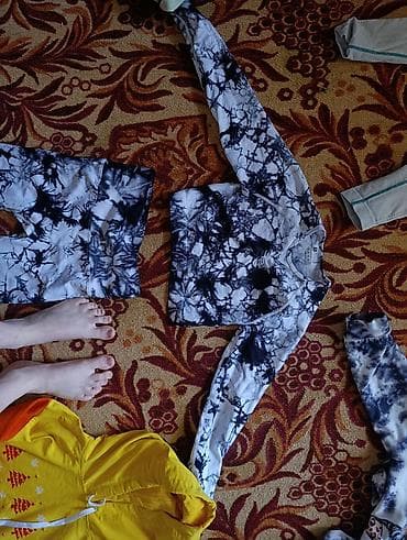 Жеке буюмдар: Спортивный комплект для женщин из эластичного трикотажа: укороченный — 3