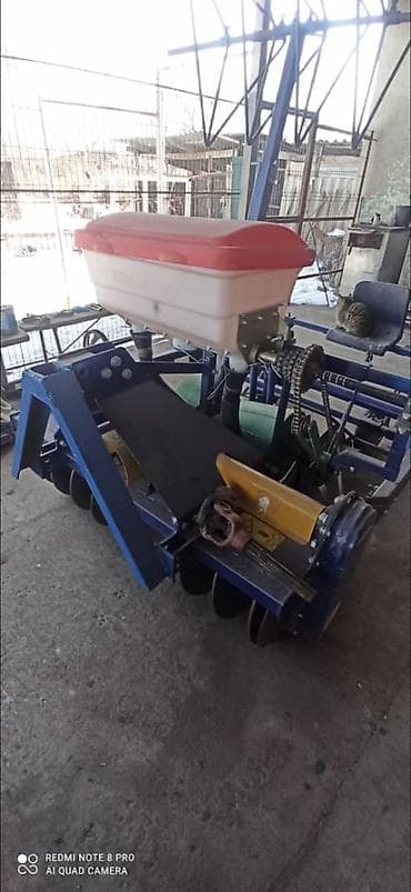 Гребнеобразовател - пленкоукладчик под клубнику,навесная Gaspar-Agro