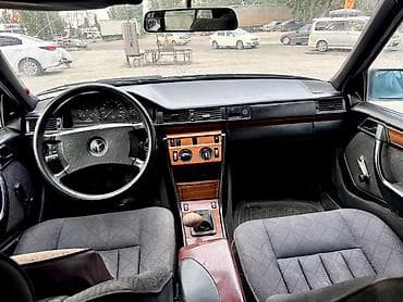 e6 3: Mercedes-Benz W124: 1988 г., 2.3 л, Механика, Бензин, Седан — 6