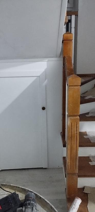 кафель для лестницы: Деревянная лестница Для дома, Бесплатная доставка, Вид дерева: Сосна, Форма лестницы: Г-образная, Стиль: Классический — 2