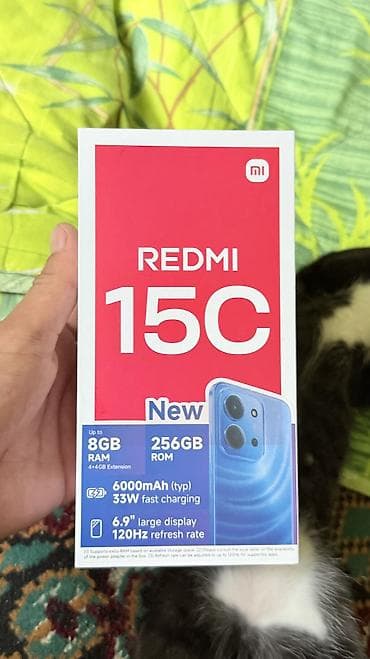 samsung a72: Смартфон с большим экраном и тройной основной камерой. Особенности: - — 3