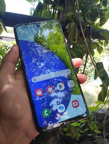 galaxy s8 plus: Samsung Galaxy A52, Б/у, 128 ГБ, цвет - Черный, 2 SIM — 2