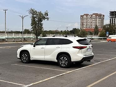 low ll: Toyota Highlander: 2020 г., 2.5 л, Вариатор, Гибрид, Кроссовер — 4