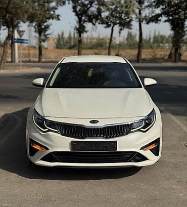 Сдаю Kia K5, Посуточно, Без водителя, | Залог, От 18 лет