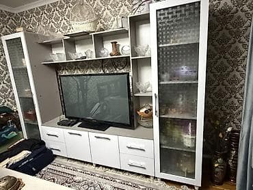 стеклянная подставка под тв: Стенка-шкаф, Тип стенки-шкафа: Горка, Для зала, Особенности: С отделением под телевизор — 2