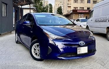 Toyota Prius: 2016 г., 1.8 л, Автомат, Гибрид, Хэтчбэк