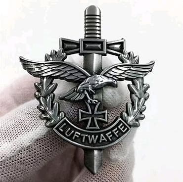 Металлический значок-эмблема «LUFTWAFFE» - Материал: литой металл с