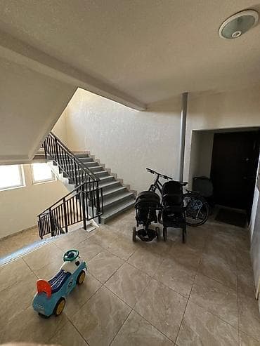 молодежный: 1 комната, 46 м², Ала-Арча ТРЦ 5 этаж, Евроремонт — 8