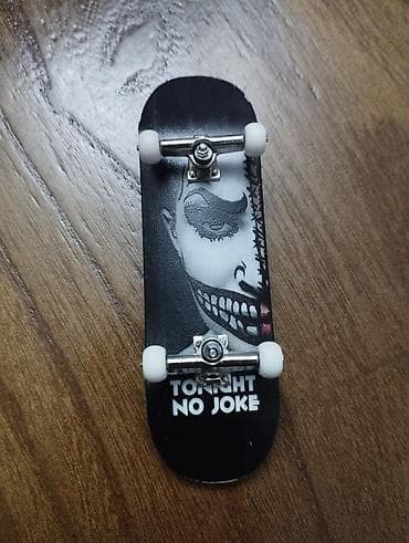 Продаю фингерборд торг уместен есть 3 шестерёнки в