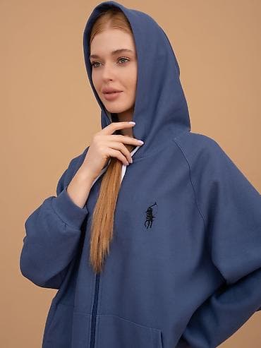 Материал двойной оксфорд. Размер стандарт 42-44-46. Стильный и тёплый at lalafo.kg Материал двойной оксфорд. Размер стандарт 42-44-46. Стильный и тёплый