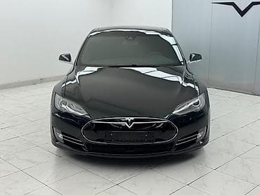 Tesla: Tesla Model S: 2014 г., Электромобиль, Лифтбек — 2
