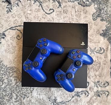 PlayStation 4 Fat, второй ревизии. Есть аккаунт с подпиской на год Два at lalafo.kg PlayStation 4 Fat, второй ревизии. Есть аккаунт с подпиской на год Два