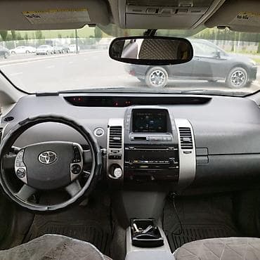 Toyota: Toyota Prius: 2006 г., 1.5 л, Вариатор, Гибрид, Хэтчбэк — 10