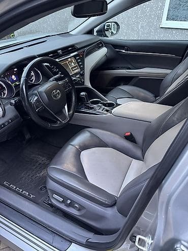lexus e: Toyota Camry: 2020 г., 2.5 л, Автомат, Гибрид, Седан — 8