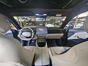 Changan : 2024 г., 0.1 л, Автомат, Электромобиль, Фастбек — 9