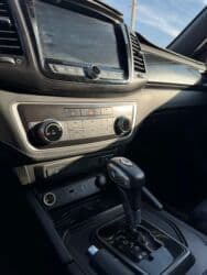 дом на колесах купить бу: Ssangyong Rexton: 2019 г., 2.2 л, Автомат, Дизель, Внедорожник — 14