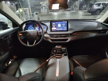 купить бу электромобиль из китая: Срочно Продаю Hongqi EQM5 Хончи E QM5 2021 год выпуска Электромобиль — 7