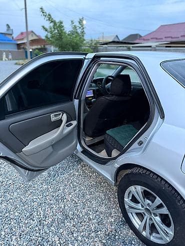 дамкрат авто: Toyota Camry: 1999 г., 2.2 л, Автомат, Бензин, Седан — 3