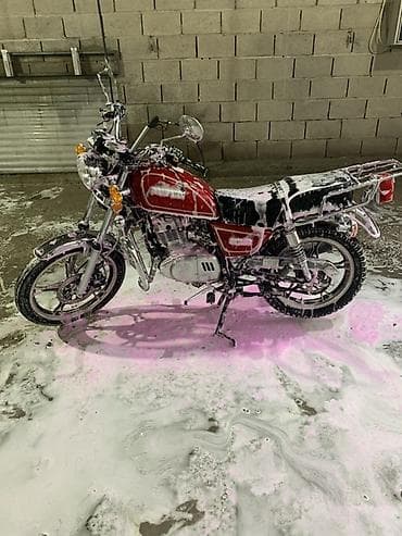 дугу: Классический мотоцикл Suzuki, 125 куб. см, Бензин, Взрослый — 3
